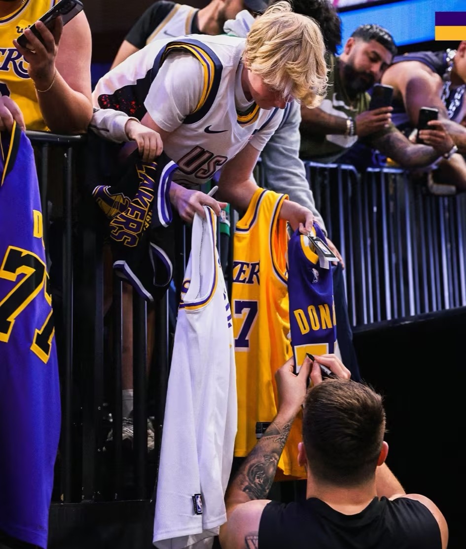 加时末段夏洛特黄蜂伤情更新：NBA总决赛节点到来，球迷炸锅，高层口径保持一致的简单介绍