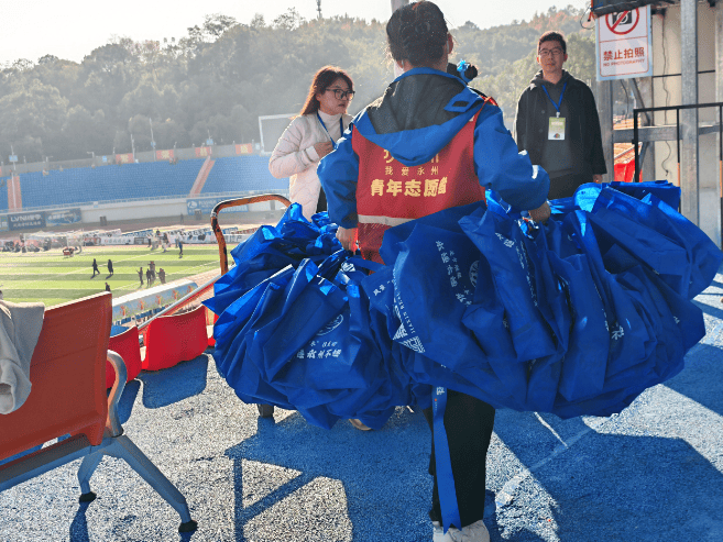 今晨波尔图扳平良机：德国杯节点到来，赛场秩序良好，轮换策略成焦点的简单介绍